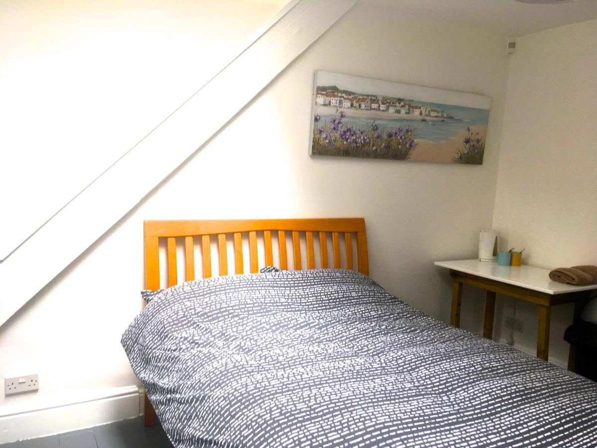 Palace Surf Lodge New Quay Esterno foto