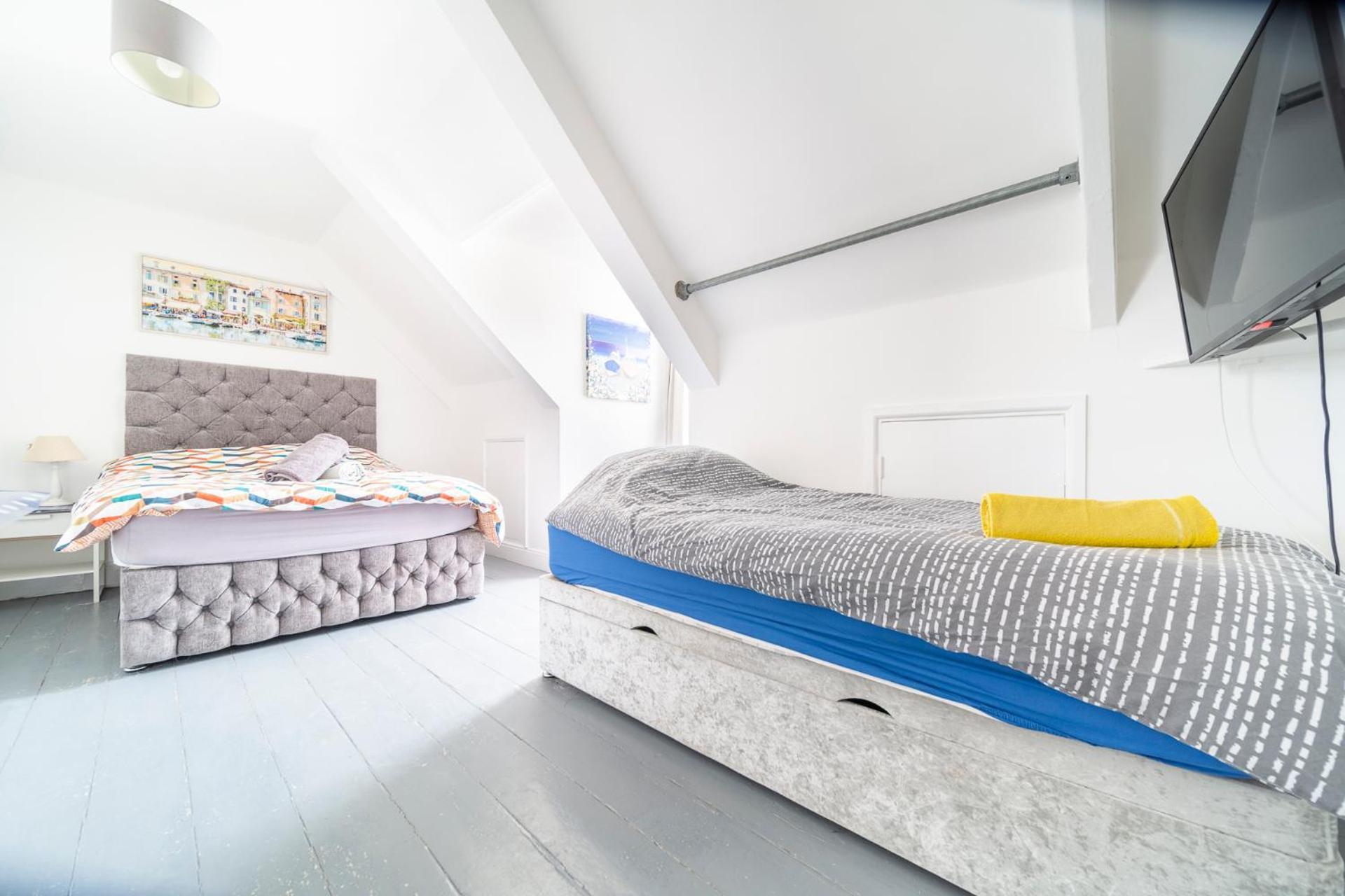 Palace Surf Lodge New Quay Esterno foto